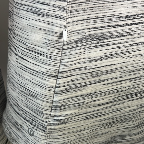 🍋lululemon Runderful Long Sleeve - Picture 9 of 10